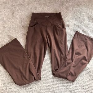 Brown flared leggings | small